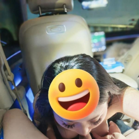 车里干骚逼 服务型骚货敏敏