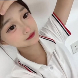 三点粉可爱型女孩泡泡