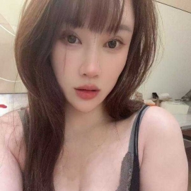 细腰长腿大胸妹