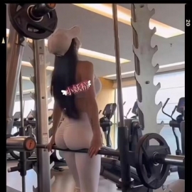 健身教练小妖精